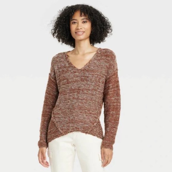 Women's Brown Knit V-Neck Sweater - NWT - Universal Thread - Picture 1 of 4